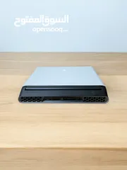  3 Alienware Area-51m R2