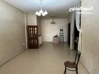  7 فيلا طابقين للبيع على دونم ارض