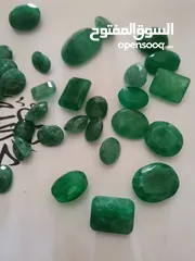  8 Emerelad زمرد اخضر طبيعي اصلي زامبيا سعر القيراط 100دولار.. طبيعي اصلي غير مسخن ولا معالج.  تحفه روع