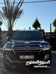  2 تويوتا لاند كروزر جراند تورينج v8 2019 فل كامل اعلى صنف للبيع او البدل