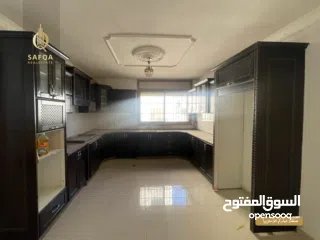  4 شقة بمساحة واسعة للبيع في الطيرة  ,,,  مع امكانية التأجير