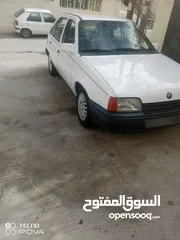  3 اوبل كاديت 1988