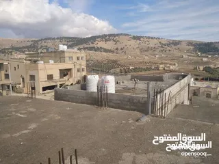  6 بيت عظم للبيع في جرش/  اسكان عجرمه