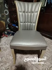  3 طاوله سفره رخام مع ست كراسي للبيع