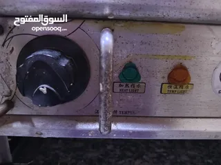  12 عدة وافل وكريب و ماكينة بوظة على الصاج وثلاجة ومطبخ لاتيه وفلتر ونثريات