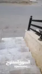  3 شقه للبيع في الراهبات الورديه
