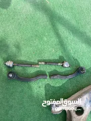  4 صنوبرصات امامية كفات امامية سفلية (يمين-شمال) هوندا سيفيك 1996-2000  جوز داخلية وخارجية ( يمين-شمال)