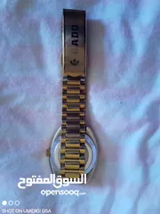  4 ساعة ستأتي للبيع نوع رادو