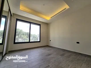  13 ارقى مناطق جبل عمان شقة جديدة فخمة ملوكية للإيجار 250 متر طابق ثاني