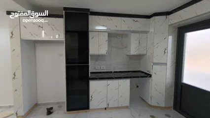  9 شقه للايجار الشهري 180 متر في دورا  1250 شهري