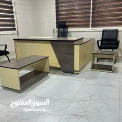  9 مكتب 140*70 مع جانبيه 80*40 وطاولة وسط تفصيل خشب مستورد بسعر المصنع