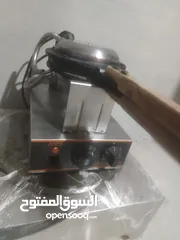  4 ماكينة أيس كريم سوفت شبة الوكالة وماكينات وافل وكريب