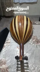  1 عود عراقي احترافي دوسه من العراق للبيع المستعجل اشتريته 250د سعر البيع 125د قابل للتفاوض للعازفين