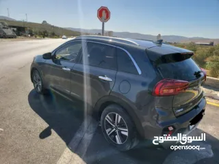  2 كيا نيرو 2021