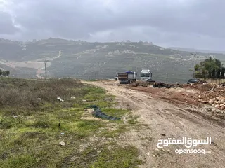  3 ارض 628 متر على شارعين تصلح ل اي نوع من البناء خلف براڤو بيت وزن