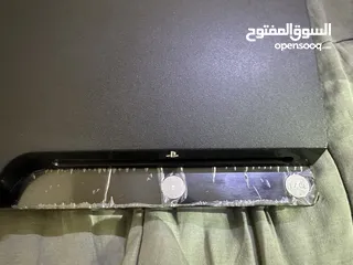  16 أنظف ps3 slim مهكرة وبكرتونها  وكالجديدة تماما.