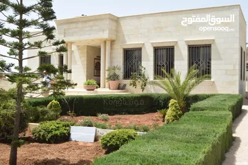  4 فيلا مستقلة و مميزة للبيع في مرج الحمام