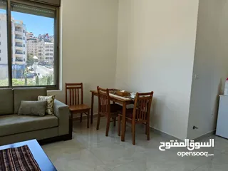  3 روف صغير مفروش مع ترس للايجار في سطح مرحبا