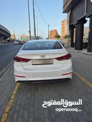  12 هونداي افانتي AD بحالة الوكالة موديل 2018  لون ابيض فحص كامل مالك اول من المنطقه الحرة/ كراسي جلد