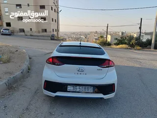  3 هيونداي ايونك2018