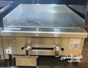  9 معدات مطعم شبه جديد