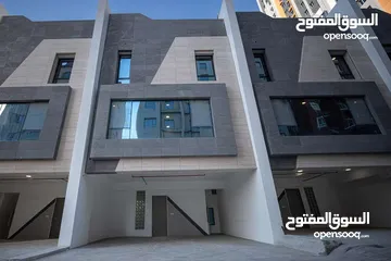  3 villa for rent on Salmiya one month free