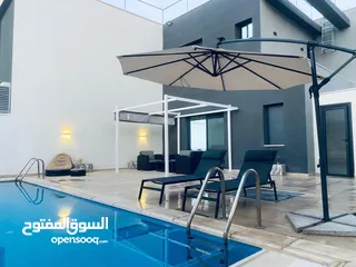  11 فيلا جاهزة من كل شئ للبيع في اريحا حي القصب