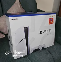  2 بلايستيشن فايف سلم مستعمل مع ايدتين (Playstation 5 slim used) PS5 Slim Cd