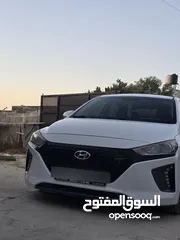  4 هيونداي ايونك