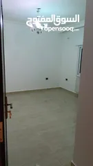  18 عرض حصرررري ـ ضاحيه النخيل ـ شقه فارغه للايجار لم تسكن بعد التجديد سوبر ديلوكس  190 متر +