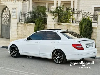  4 مرسيدس c200  ترخيص 2012 بسعر حرق عالكاش