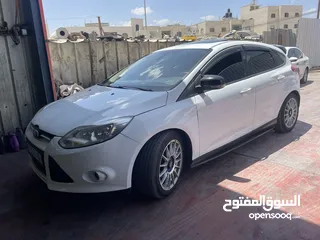  2 فورد فوكس جميع الإضافات