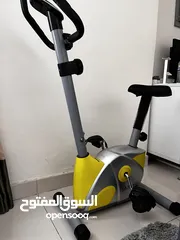  4 دراجة هوائية ثابتة  Exercise Bike