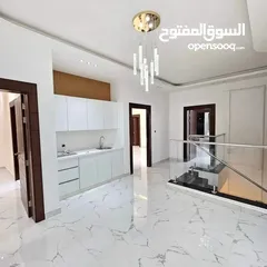  2 * 7* فيلا فاخره  تملك حر جميع الجنسيات بالحليو.. عحمان.. الإمارات