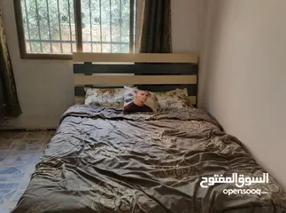  2 „غرفة نوم انيقة لون أسود وأبيض (تخت،خزانة،تسريحة،علاقة عامودية) ‟