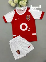  24 اطقم ولادي البلوزه فقط على 50 شيكل من عمر 4-14سنه