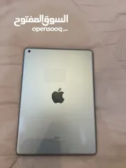  2 iPad ( 6th generation )