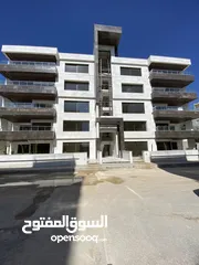  18 شقة طابق اخير مع روف دوبلكس للبيع من المالك مباشرة خلدا قرب اكادمية ساندس
