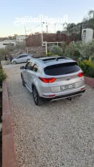  9 كيا سبورتج جتي لاين 2016ماتور2000ديزل فلل اضافات مع فتحة سقف بنوراما  بسعر حررررق كاش دهان شركة