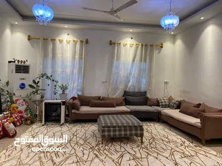  5 بيت مساحة 350م في حمدان