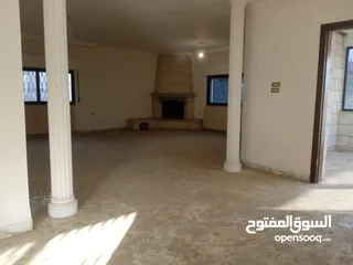  2 عمارة طابقية فاخرة للبيع مطلة على ثلاث شوارع  تصلح لشركه اسكان في أرقى مناطق الجبيهه