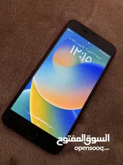  1 ايفون 8plus  256g البطارية 76%  مستخدم وما انفتح  80دينار