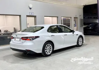  2 Toyota Camry GLE (28,000 Kms)
