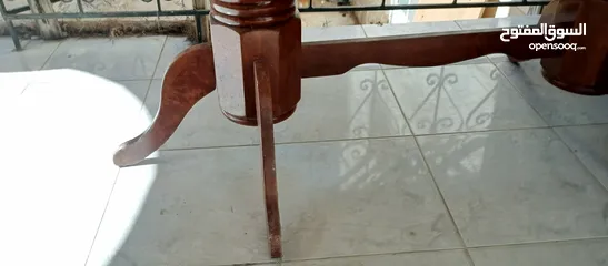  3 طاوله سفره بحاله جيده جدا بدون كراسي