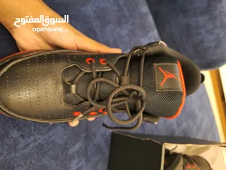  7 JORDAN 5s MAX AURA BLACK AND RED WITH BOX BARELY WORN