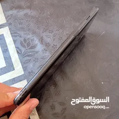  9 هاتفين شغالين بشكل ممتاز للبيع بسعر 30