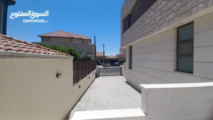  2 Fully furnished villa for rent in Abdoun  ( Property 38332 )-174796325