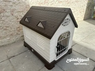  1 بيت للحيوانات ( للقطط او الكلاب او غيرهم )