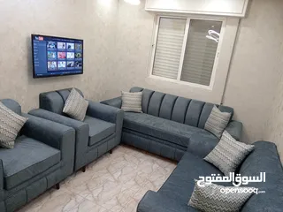  6 طقم كنب تفصيييييييييل جديد تاريخ الفاتوره 30/4 للبيع بسبب ضيق المكان