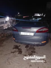  2 سياراه فورد مونديوو